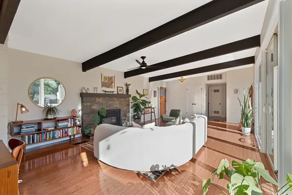 $779,000 | 3925 Orangewood Drive, Fair Oaks, CA 95628