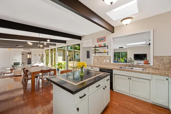 $779,000 | 3925 Orangewood Drive, Fair Oaks, CA 95628