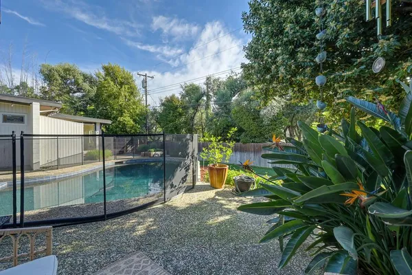 $779,000 | 3925 Orangewood Drive, Fair Oaks, CA 95628