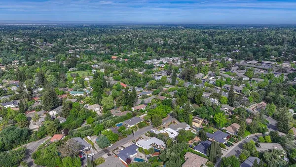 $779,000 | 3925 Orangewood Drive, Fair Oaks, CA 95628