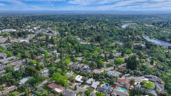$779,000 | 3925 Orangewood Drive, Fair Oaks, CA 95628