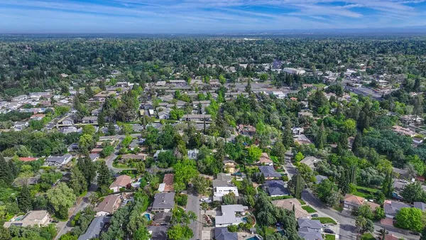 $779,000 | 3925 Orangewood Drive, Fair Oaks, CA 95628