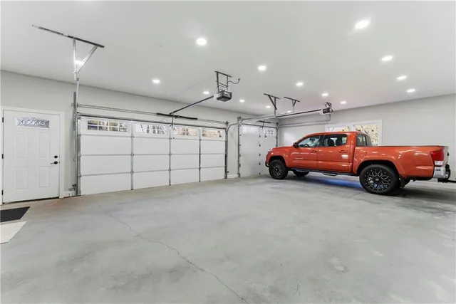 a view of a garage