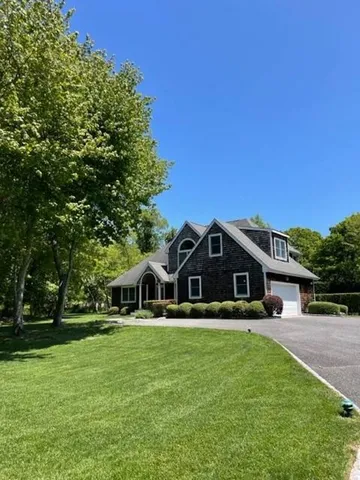 $35,000 | 20 Broidy Lane, Southampton, NY 11968