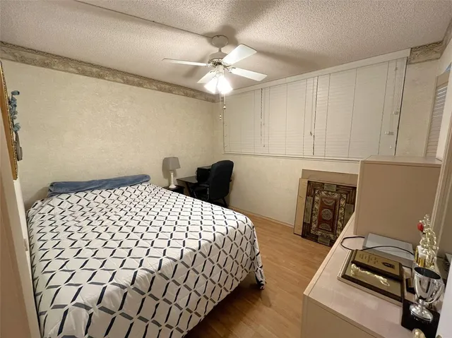 $2,500 | 9501 Seagrape Drive, Unit 305, Davie, FL 33324