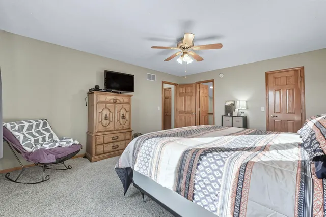 $349,900 | 3113 Pinoak Court, Fort Wayne, IN 46814