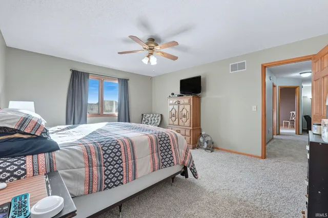 $349,900 | 3113 Pinoak Court, Fort Wayne, IN 46814