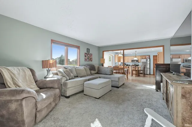 $349,900 | 3113 Pinoak Court, Fort Wayne, IN 46814