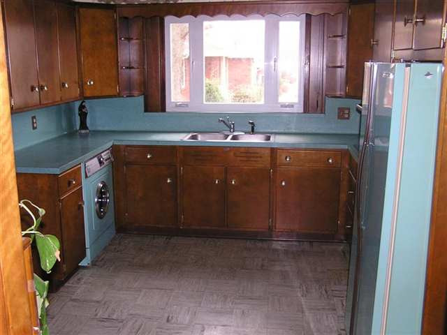 43 Russell Road Colonie, NY 12205 - Photo 5 of 7 Photo 5