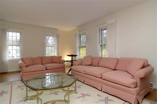 13 Ticonderoga Road Acton, MA 01720 - Photo 12 of 23 Gallery Image 12