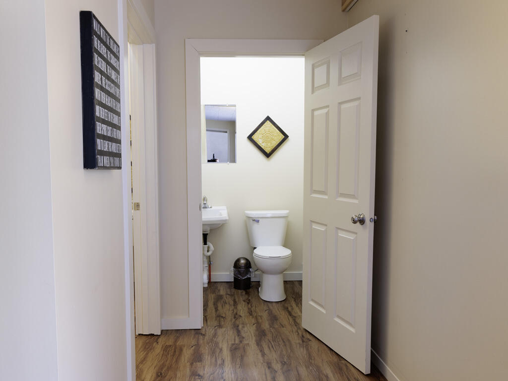 208 West Erie Street Albion, MI 49224 - Photo 13 of 57 2G9A5481