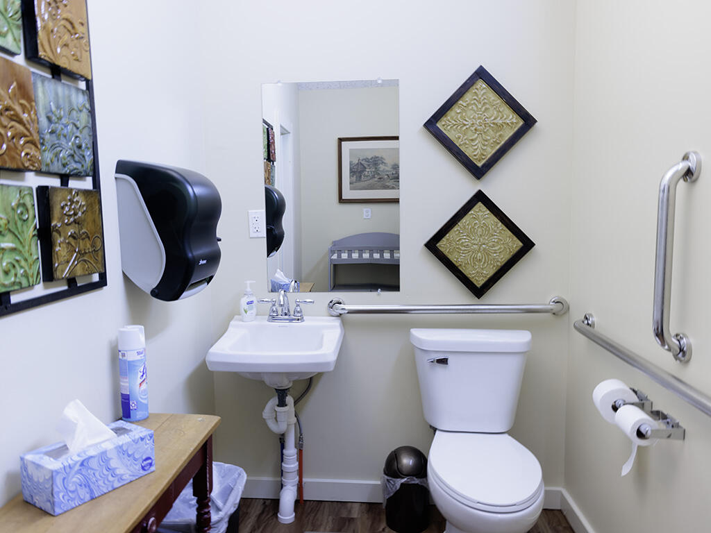 208 West Erie Street Albion, MI 49224 - Photo 14 of 57 2G9A6596