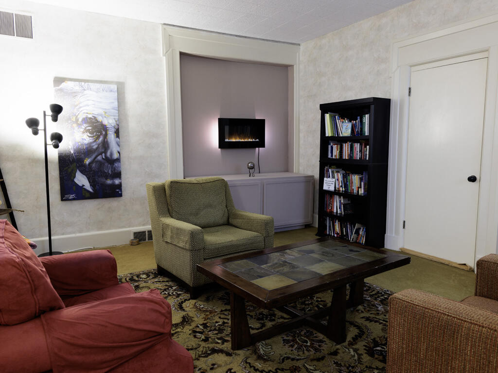 208 West Erie Street Albion, MI 49224 - Photo 25 of 57 2G9A5779