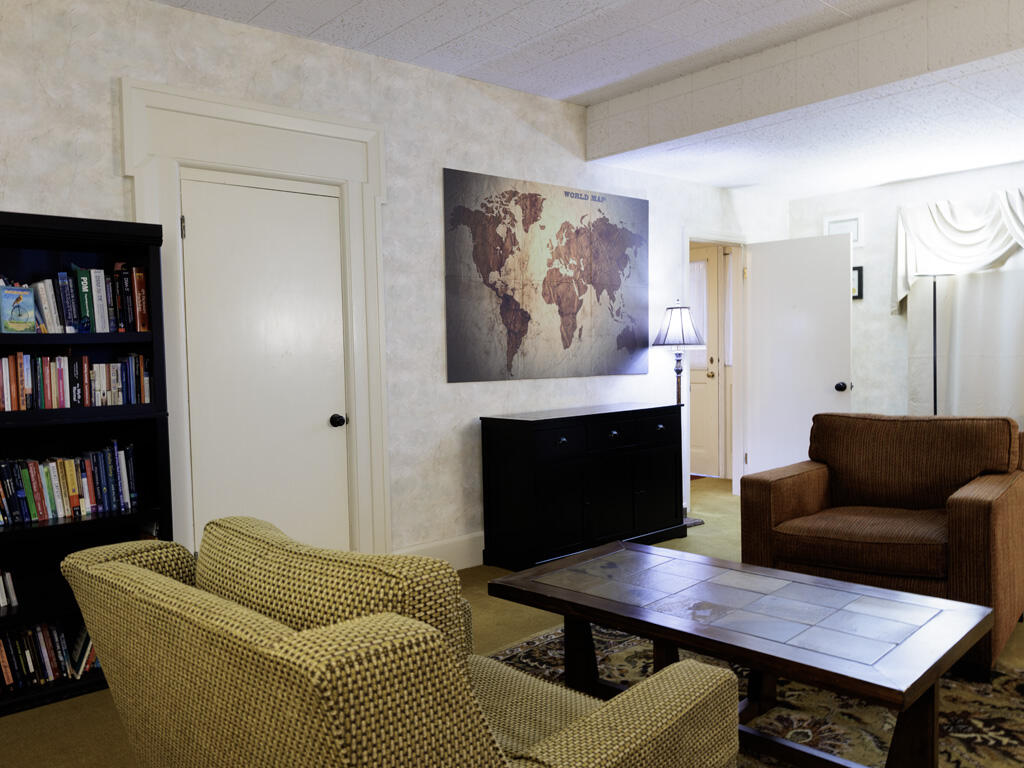 208 West Erie Street Albion, MI 49224 - Photo 26 of 57 2G9A5772