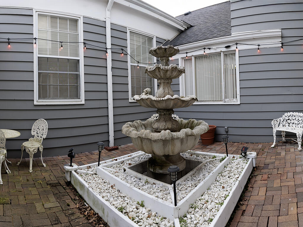 208 West Erie Street Albion, MI 49224 - Photo 28 of 57 Fountain-Pan