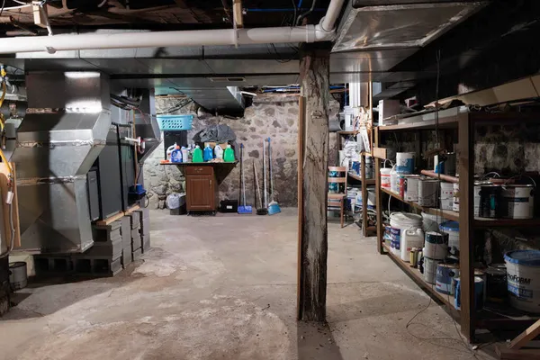 $250,000 | 208 West Erie Street, Albion, MI 49224