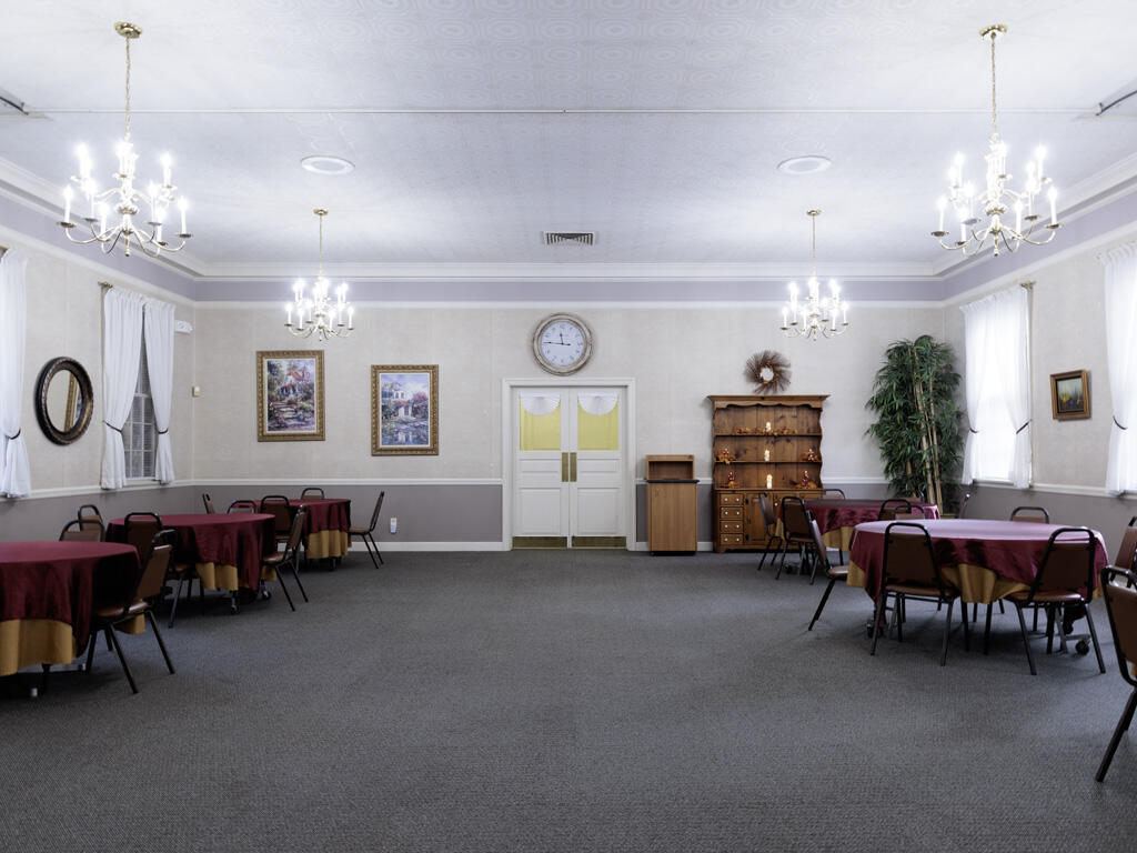 208 West Erie Street Albion, MI 49224 - Photo 7 of 57 2G9A5633