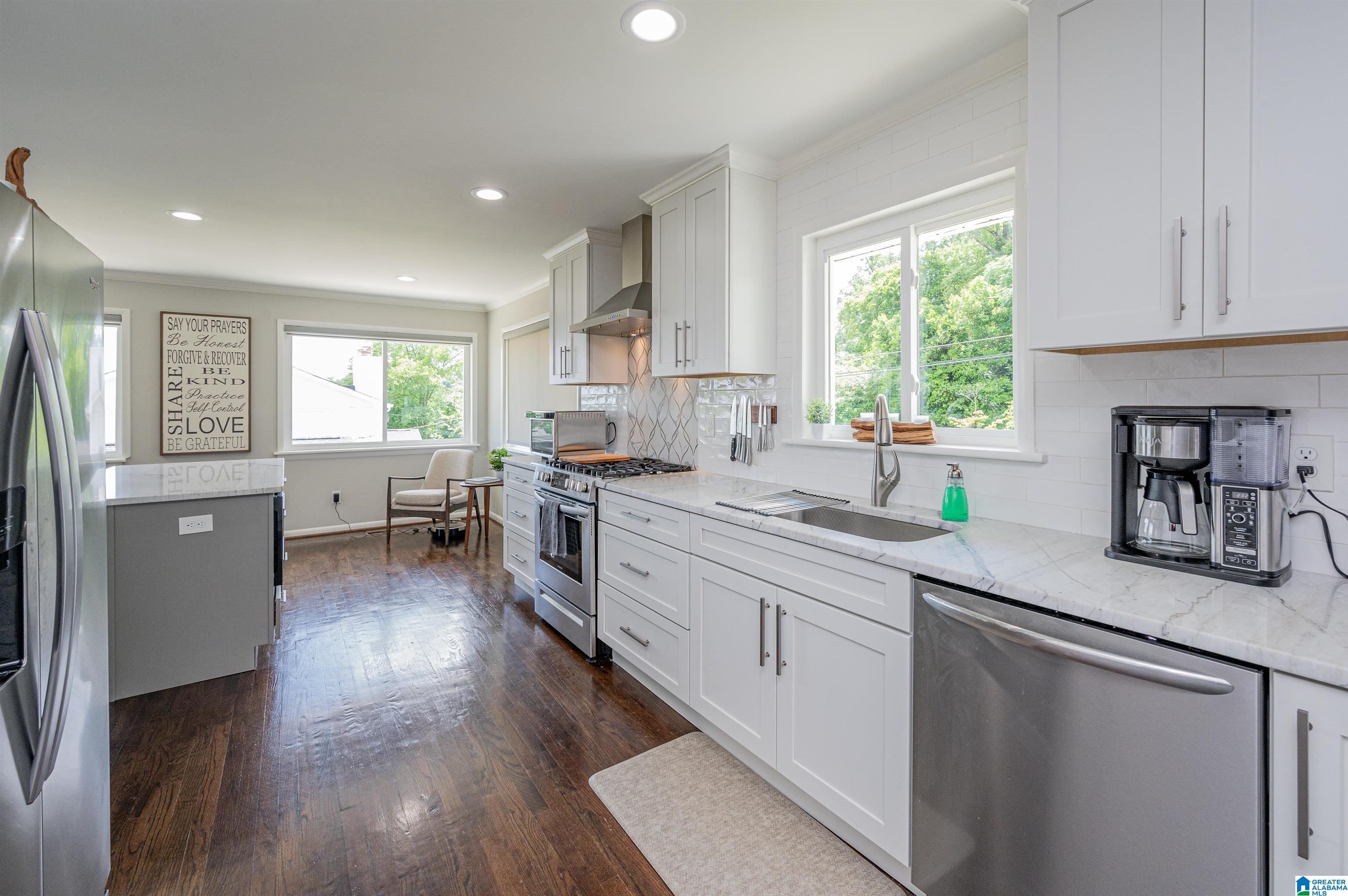 728 Rockbridge Road Birmingham, AL 35216 - Photo 4 of 45
