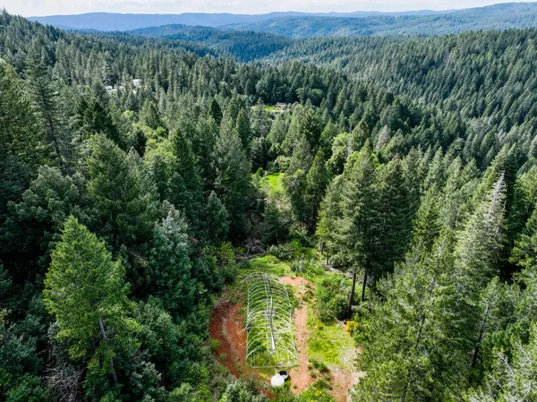 $159,000 | 16600 Holiday Way, Nevada City, CA 95959