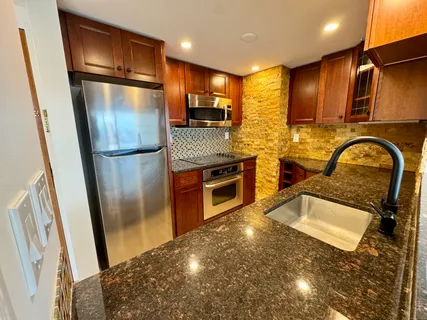 $2,500 | 127 Greyrock Place, Unit 1409, Stamford, CT 06901