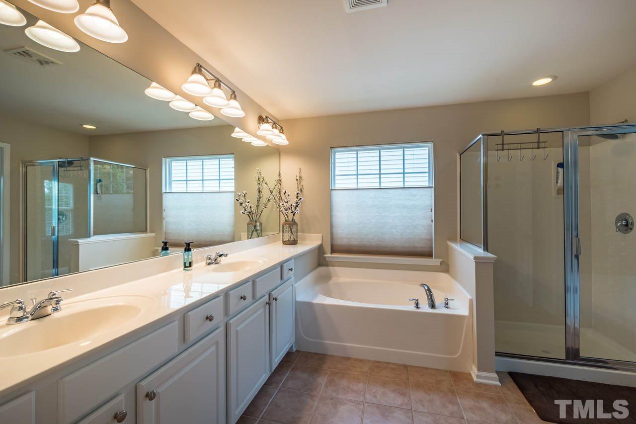 5447 Shaker Heights Lane Raleigh, NC 27613 - Photo 21 of 29 Gallery Image 21