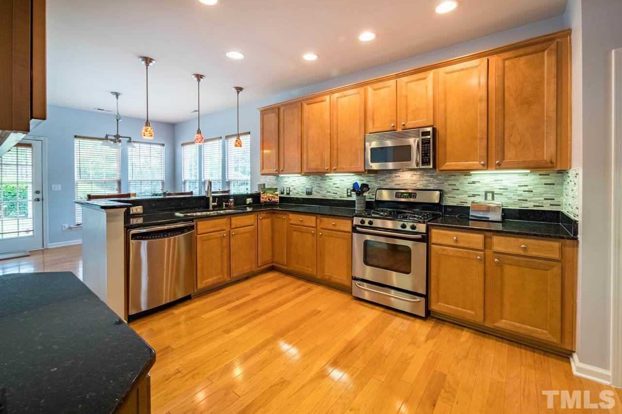 5447 Shaker Heights Lane Raleigh, NC 27613 - Photo 7 of 29 Gallery Image 7