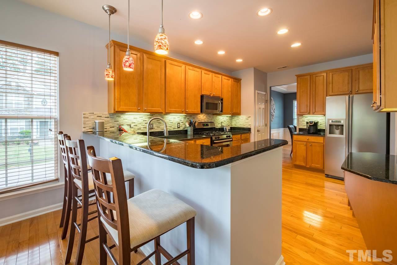 5447 Shaker Heights Lane Raleigh, NC 27613 - Photo 9 of 29 Gallery Image 9