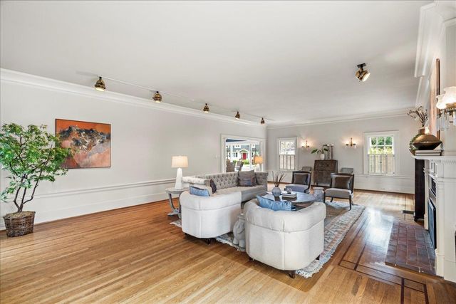 $5,900,000 | 1570 Kensington Circle, Los Altos, CA 94024