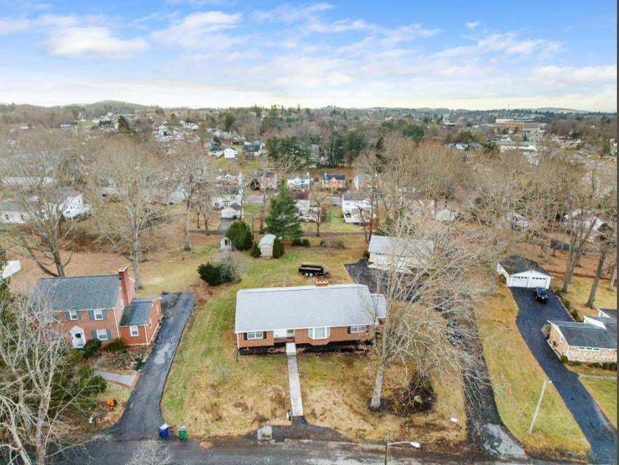 215 Overhill Road Christiansburg, VA 24073 - Photo 74 of 76 Gallery Image 74