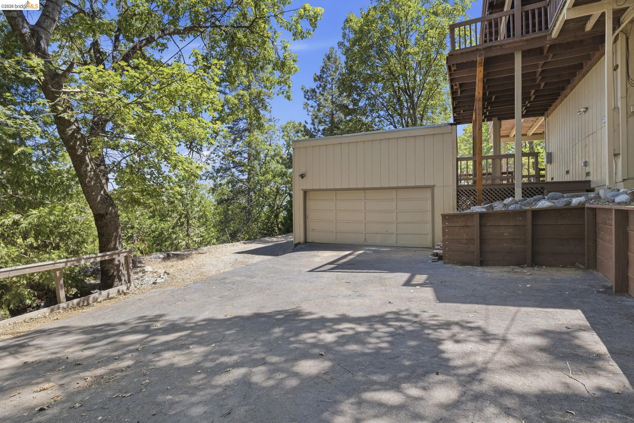 23870 Pack Trail Road Sonora, CA 95370 - Photo 46 of 60