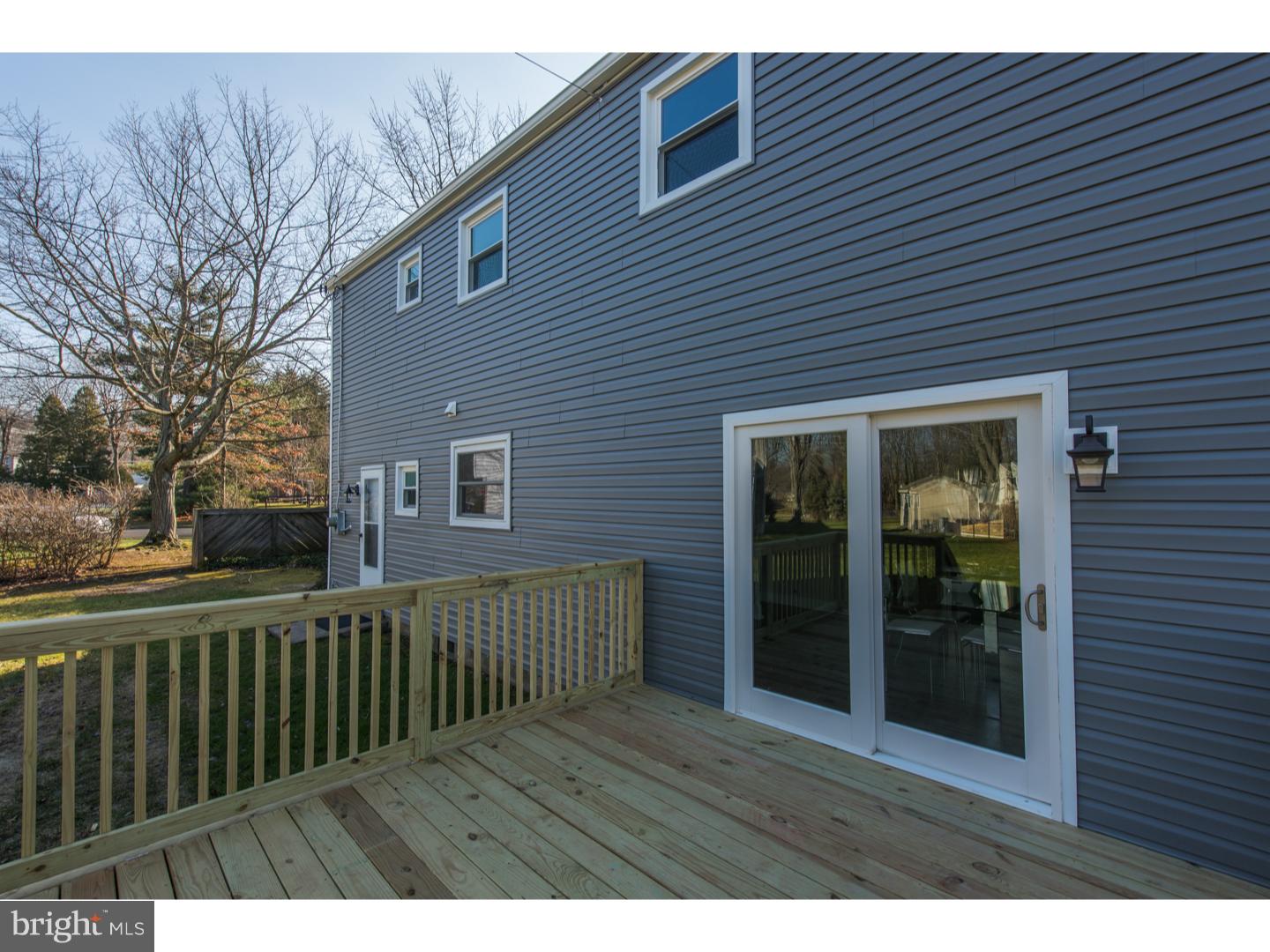 702 Lexington Road Lansdale, PA 19446 - Photo 23 of 25 Deck