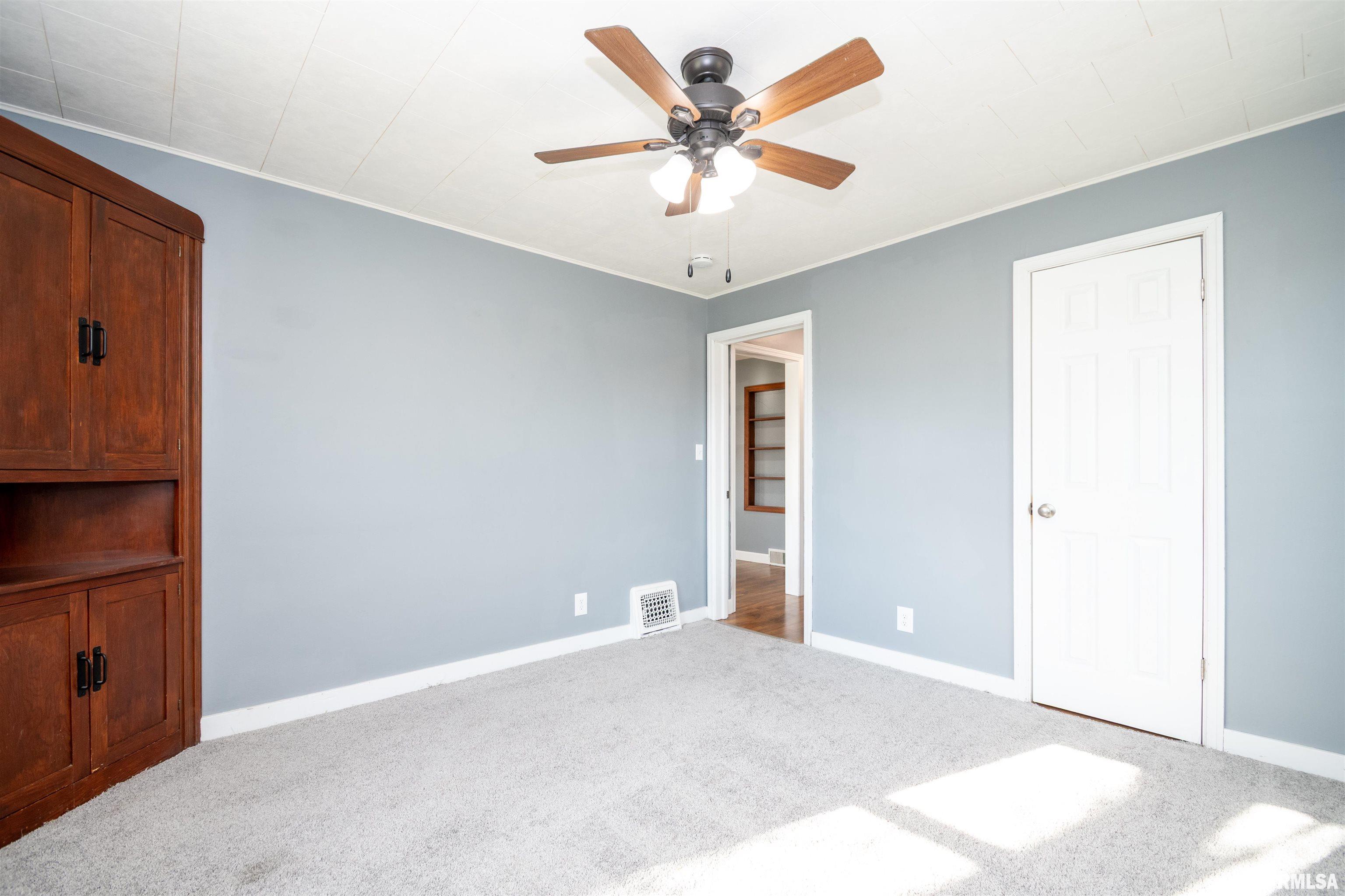 206 South Walnut Street Eureka, IL 61530 - Photo 18 of 41