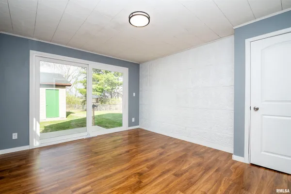 $184,500 | 206 South Walnut Street, Eureka, IL 61530