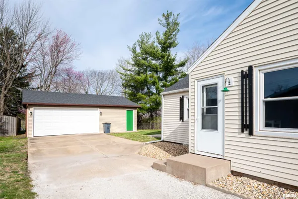 $184,500 | 206 South Walnut Street, Eureka, IL 61530