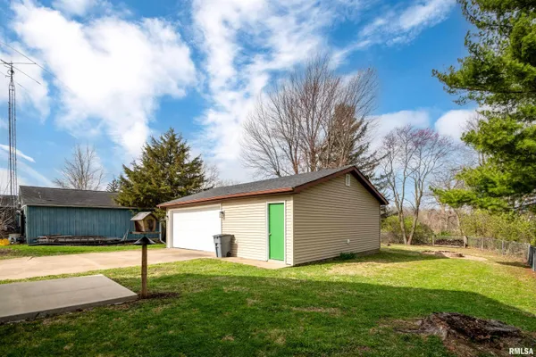 $184,500 | 206 South Walnut Street, Eureka, IL 61530