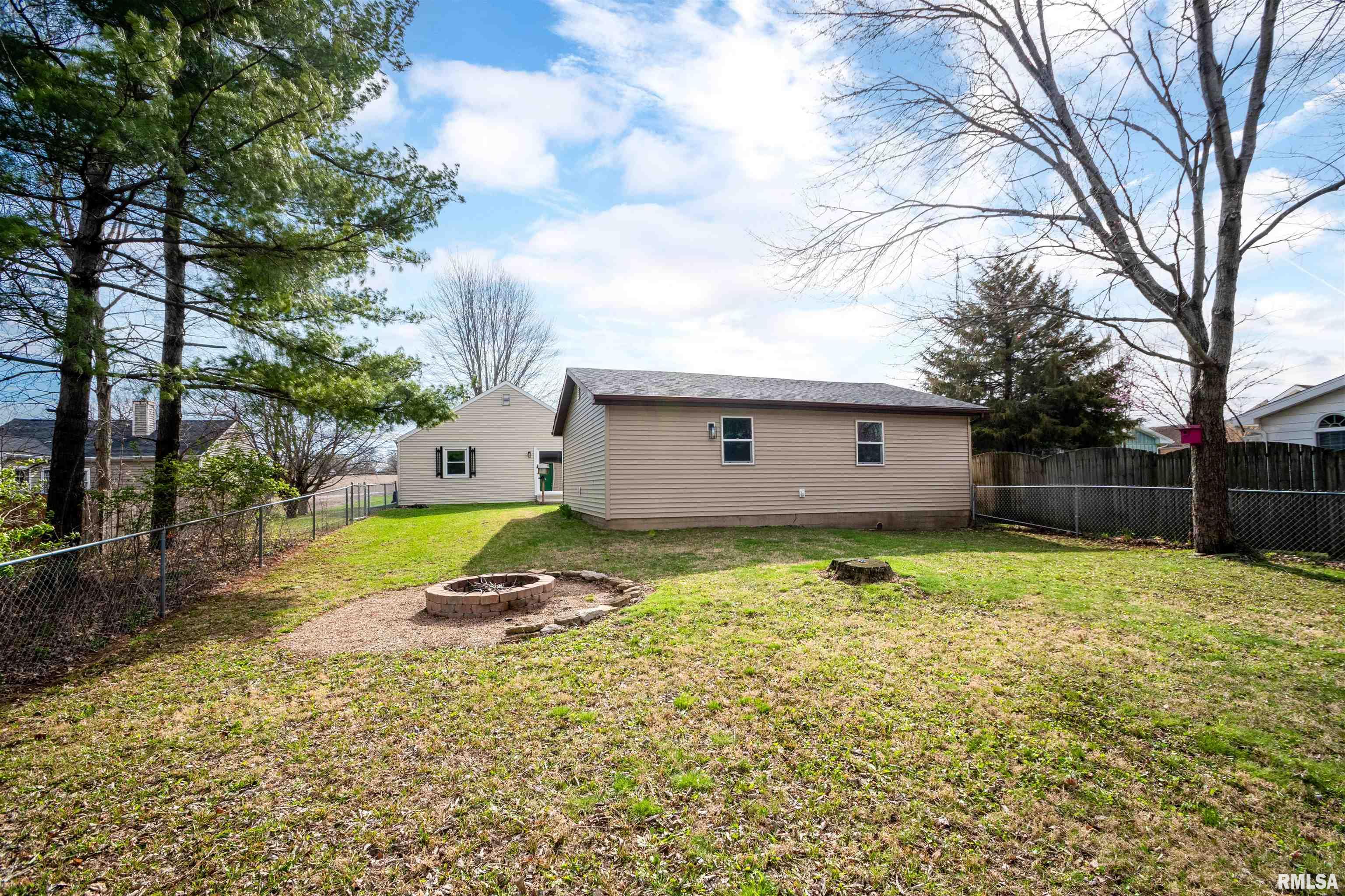 206 South Walnut Street Eureka, IL 61530 - Photo 41 of 41