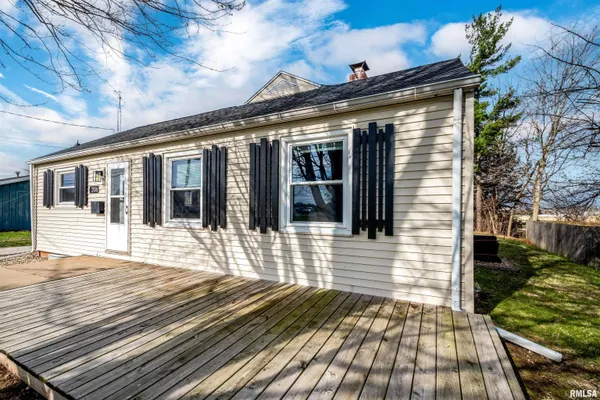 $184,500 | 206 South Walnut Street, Eureka, IL 61530