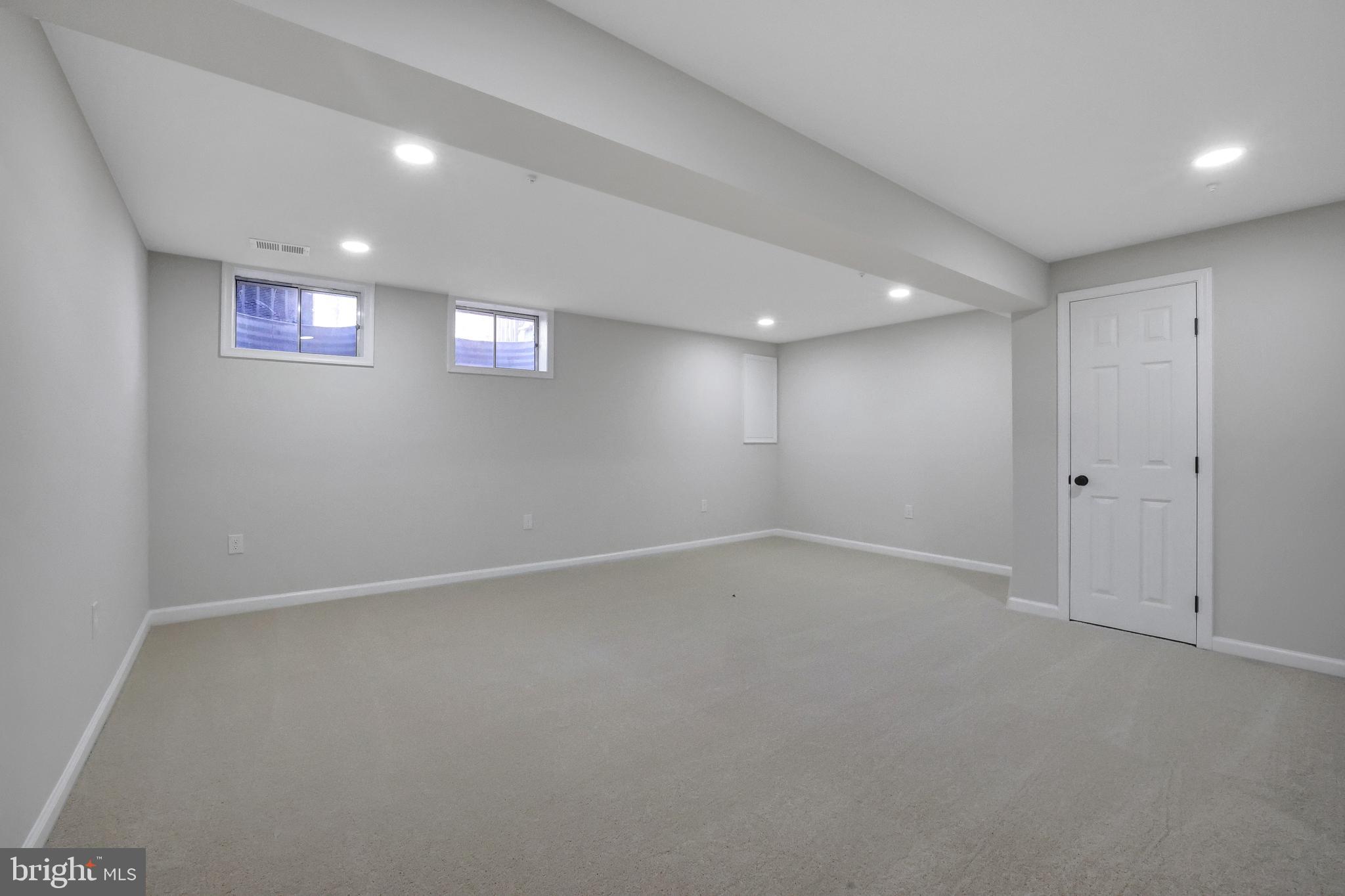 11407 Falcon Ridge Court Beltsville, MD 20705 - Photo 38 of 45