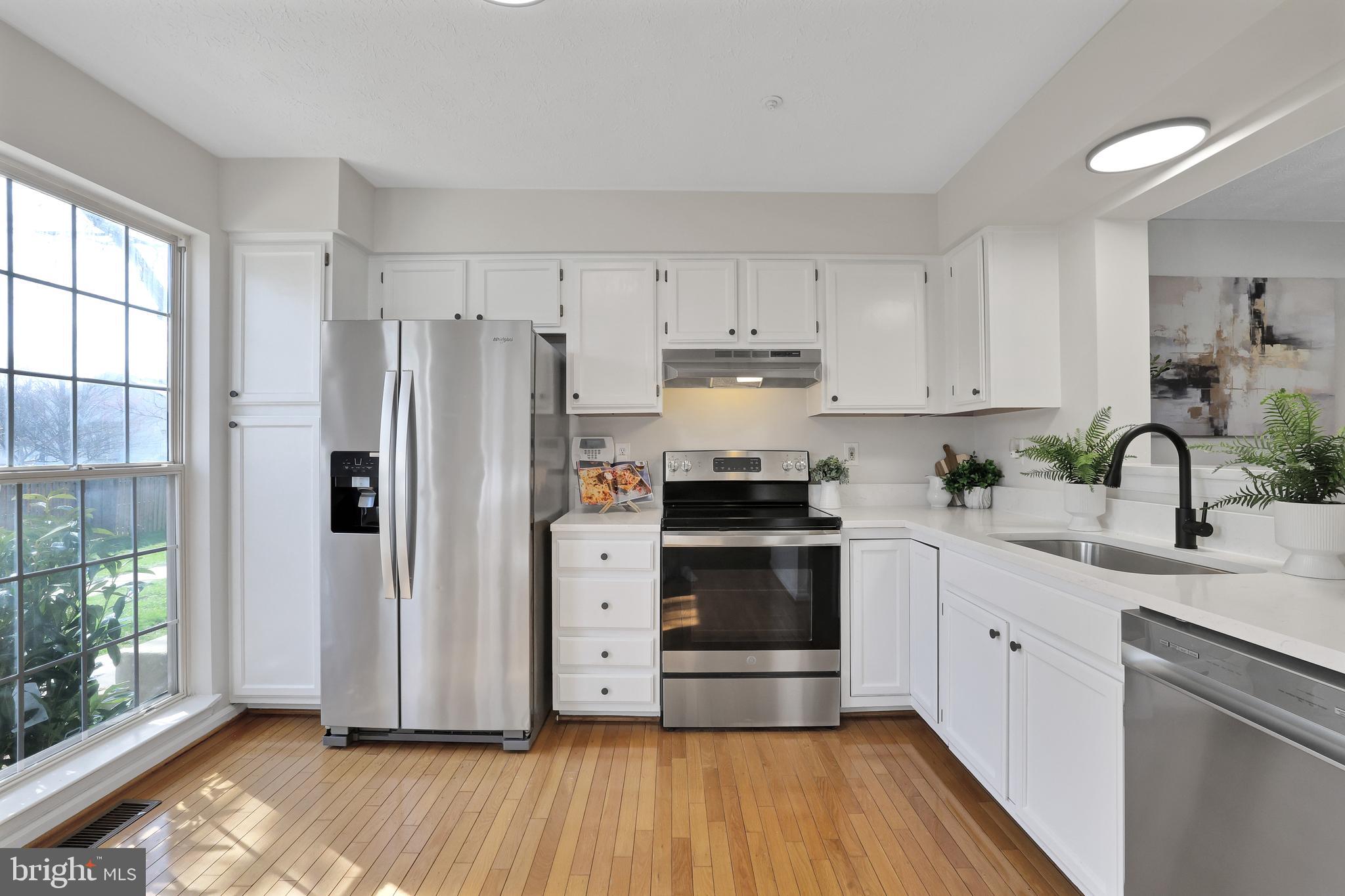 11407 Falcon Ridge Court Beltsville, MD 20705 - Photo 4 of 45