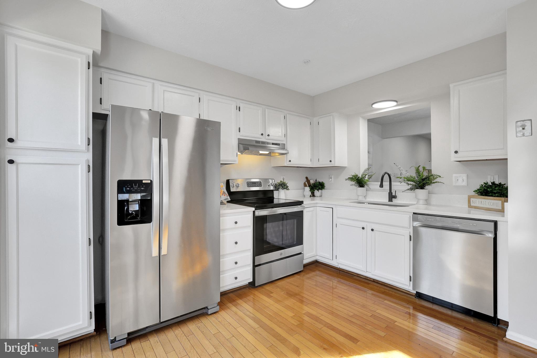 11407 Falcon Ridge Court Beltsville, MD 20705 - Photo 5 of 45