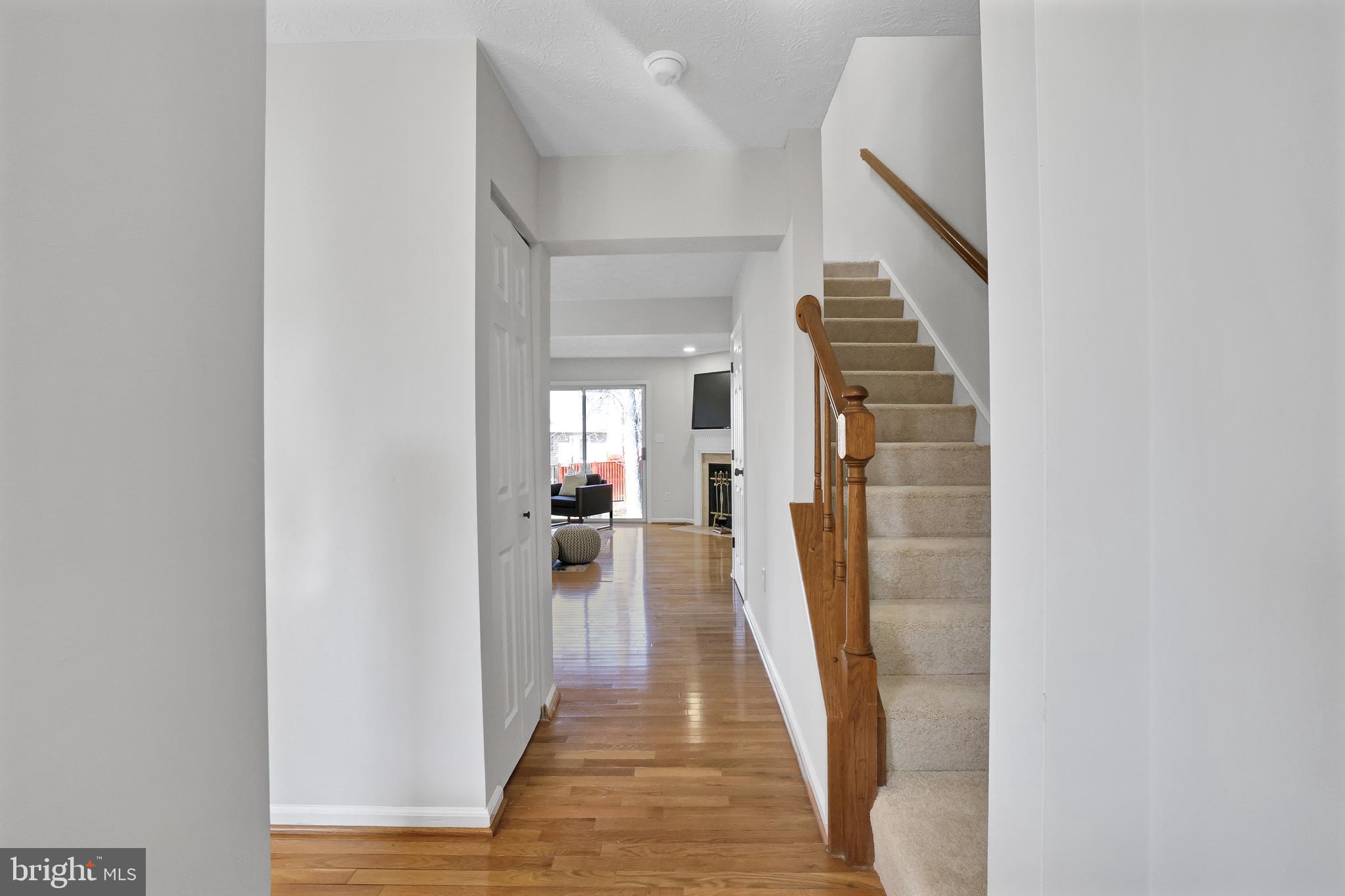 11407 Falcon Ridge Court Beltsville, MD 20705 - Photo 8 of 45