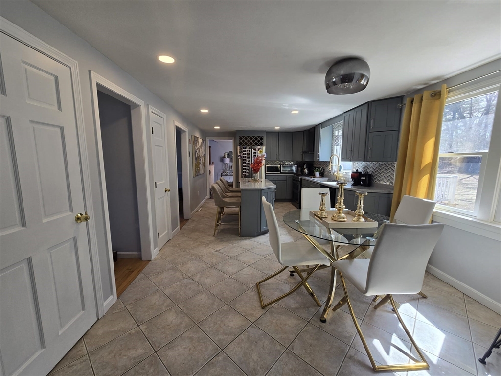 20 Farm Pond Road Dracut, MA 01826 - Photo 18 of 34