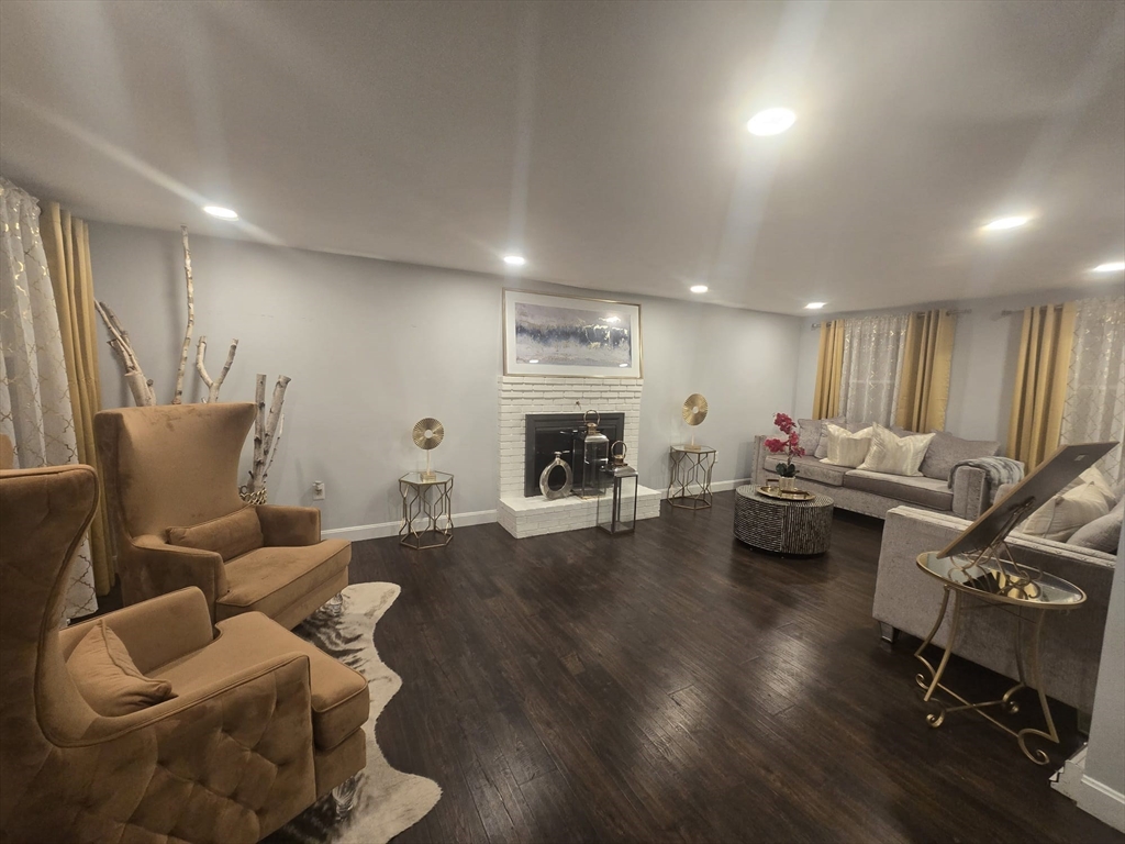 20 Farm Pond Road Dracut, MA 01826 - Photo 19 of 34