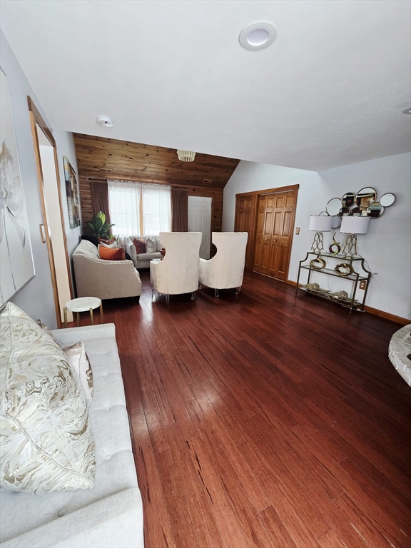 20 Farm Pond Road Dracut, MA 01826 - Photo 27 of 34