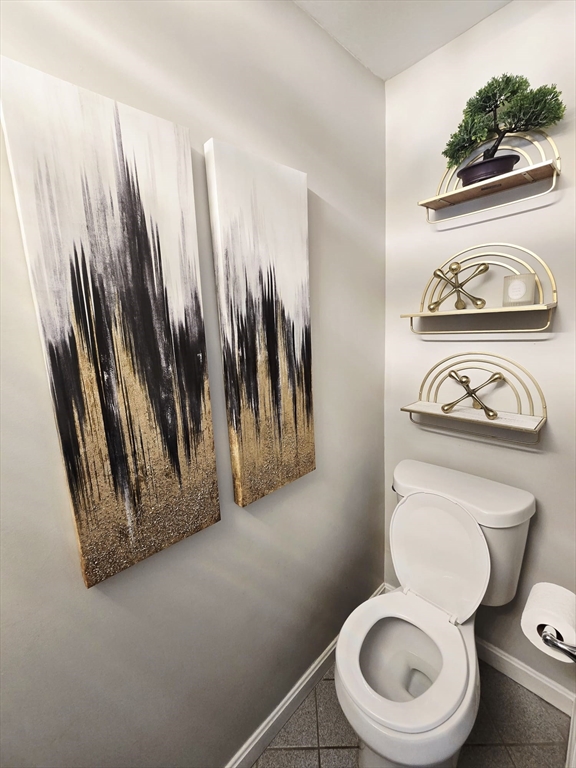 20 Farm Pond Road Dracut, MA 01826 - Photo 30 of 34