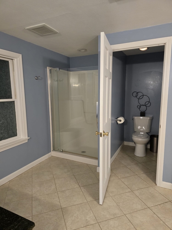 20 Farm Pond Road Dracut, MA 01826 - Photo 9 of 34