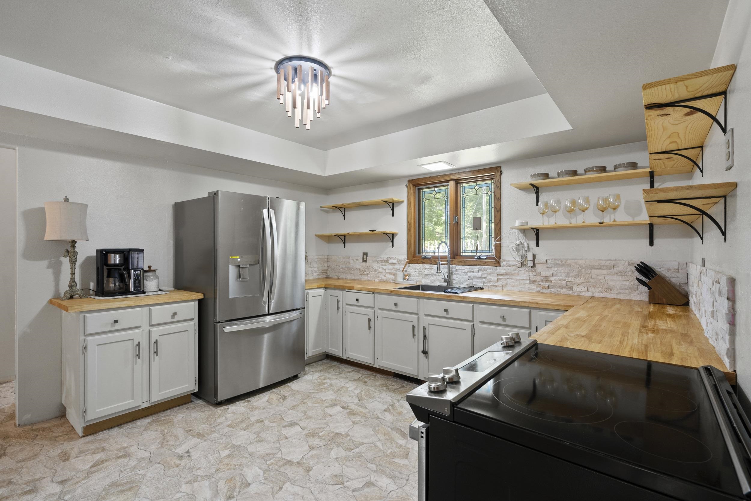 W4609 South Pearl Lake Road Redgranite, WI 54970 - Photo 5 of 28