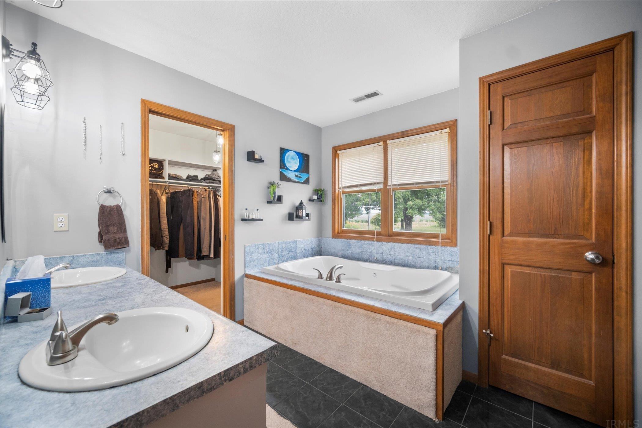 3902 West South County Line Road Yoder, IN 46798 - Photo 11 of 26