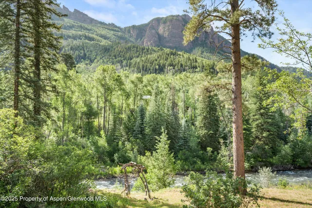 $1,695,000 | 135 Irwin Drive, Redstone, CO 81623