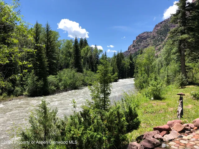 $1,695,000 | 135 Irwin Drive, Redstone, CO 81623